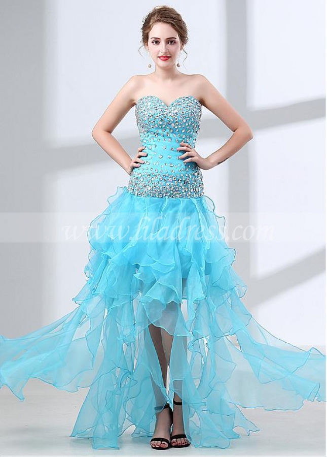 Modest Diamond Tulle Sweetheart Neckline A-line Prom Dress With Beadings