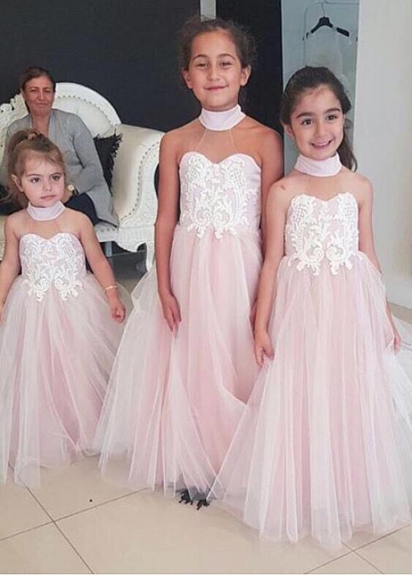 Exquisite Tulle Halter Neckline Ball Gown Flower Girl Dresses With Lace Appliques