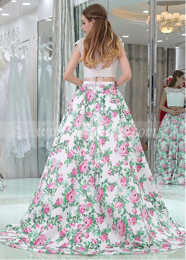 Chic Bateau Neckline Two-piece A-line Prom Dresses With Lace Appliques