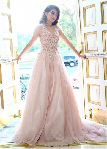 Stunning Tulle V-neck Neckline Floor-length A-line Prom Dress With Lace Appliques & Beadings & Handmade Flowers