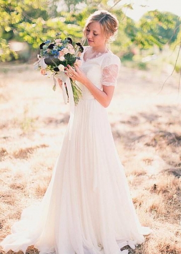 V-neck Lace Modest Wedding Dresses with Short Sleeves